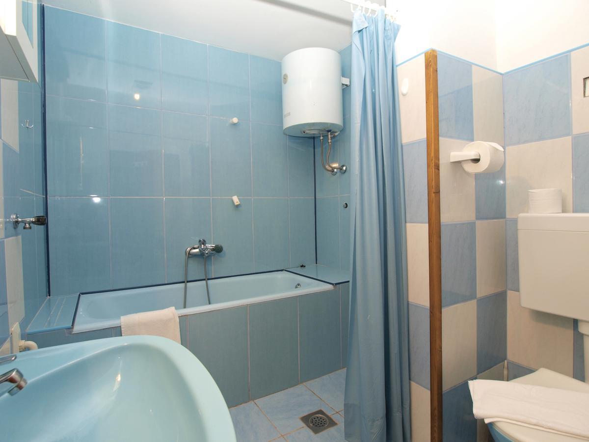 Apartments Davor 1676 Banjole Exterior photo