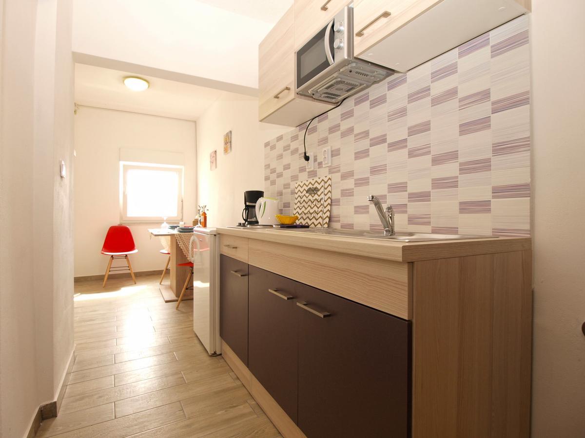 Apartments Davor 1676 Banjole Exterior photo