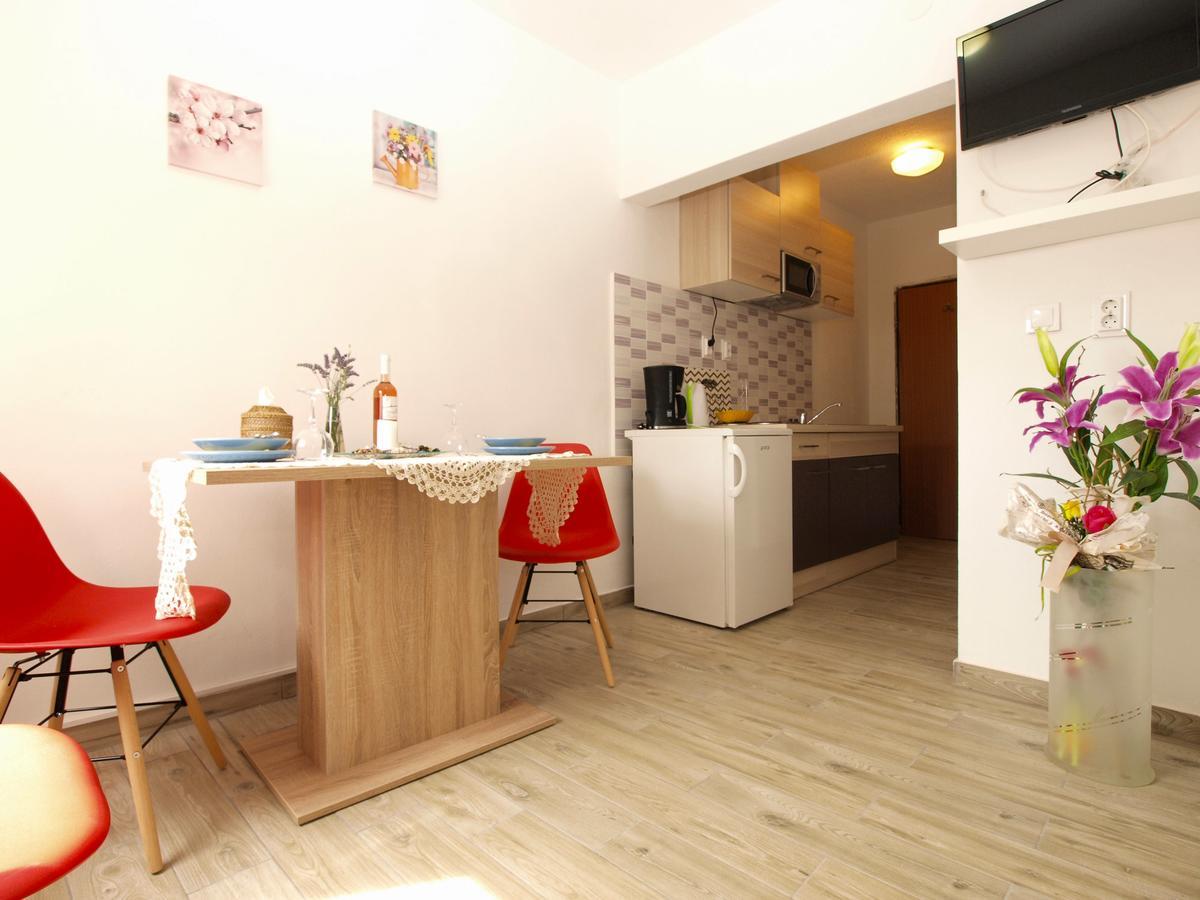 Apartments Davor 1676 Banjole Exterior photo
