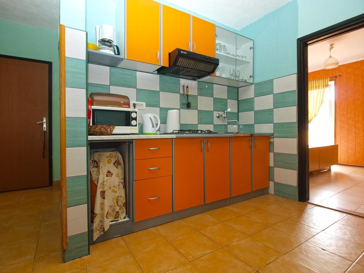 Apartments Davor 1676 Banjole Exterior photo