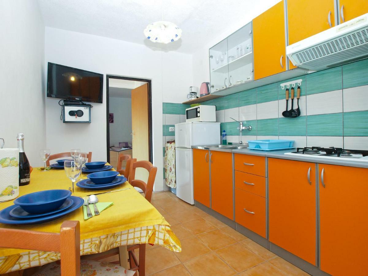 Apartments Davor 1676 Banjole Exterior photo